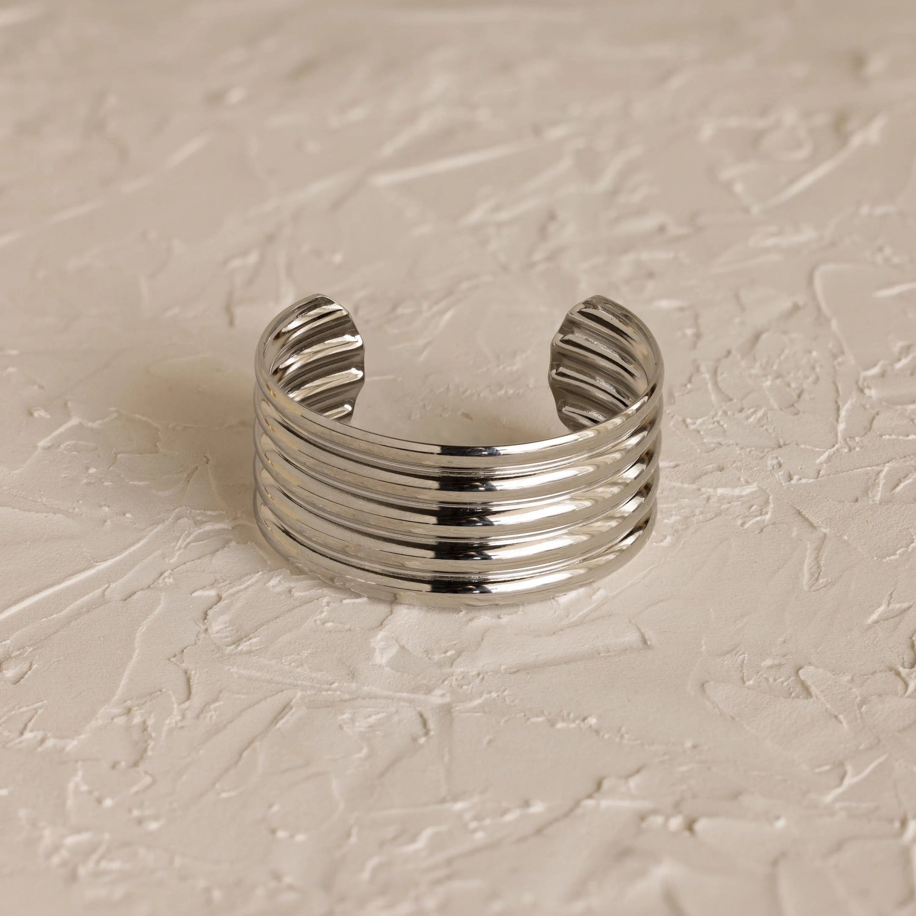Pulseira de punho canelado