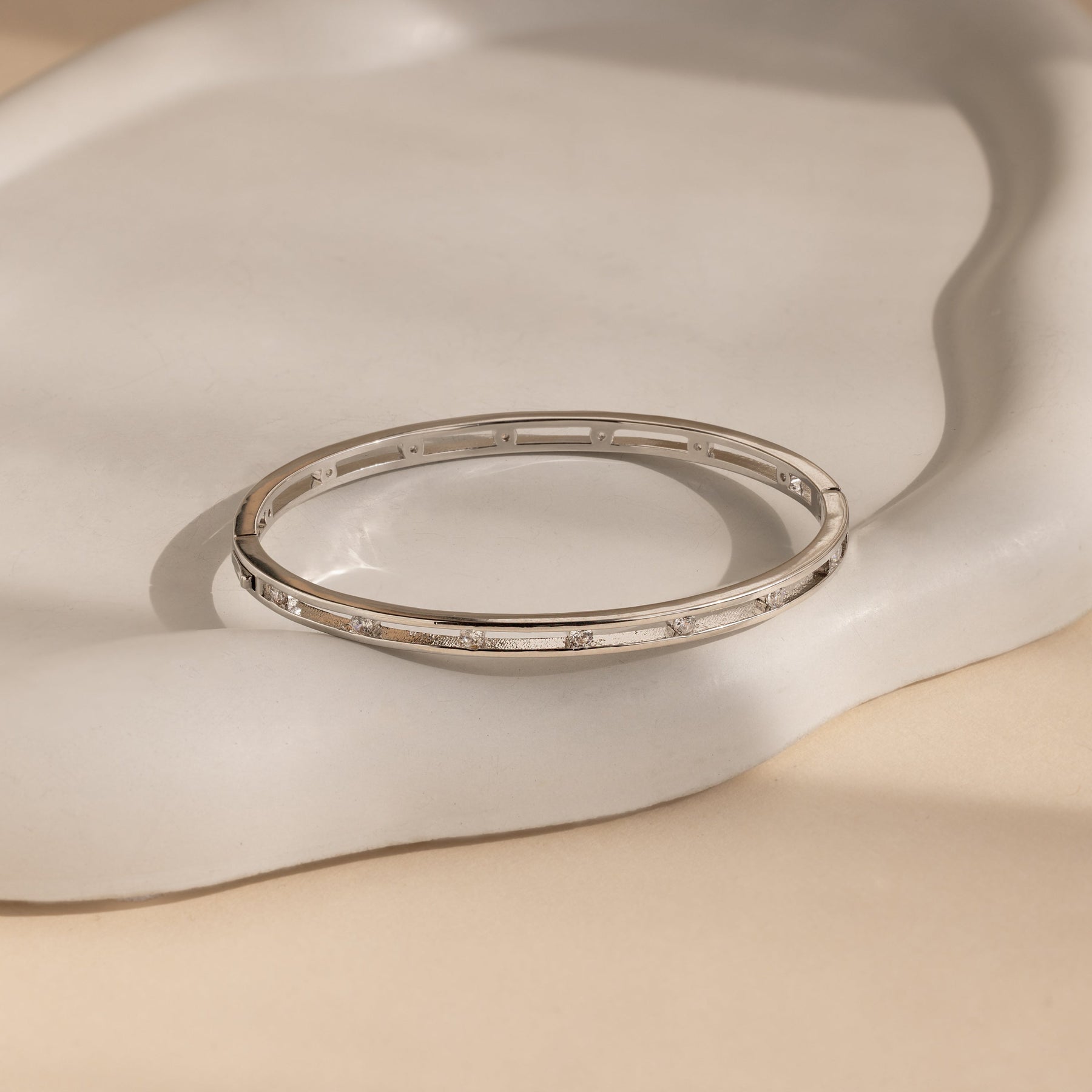 Pulseira de diamante de renda