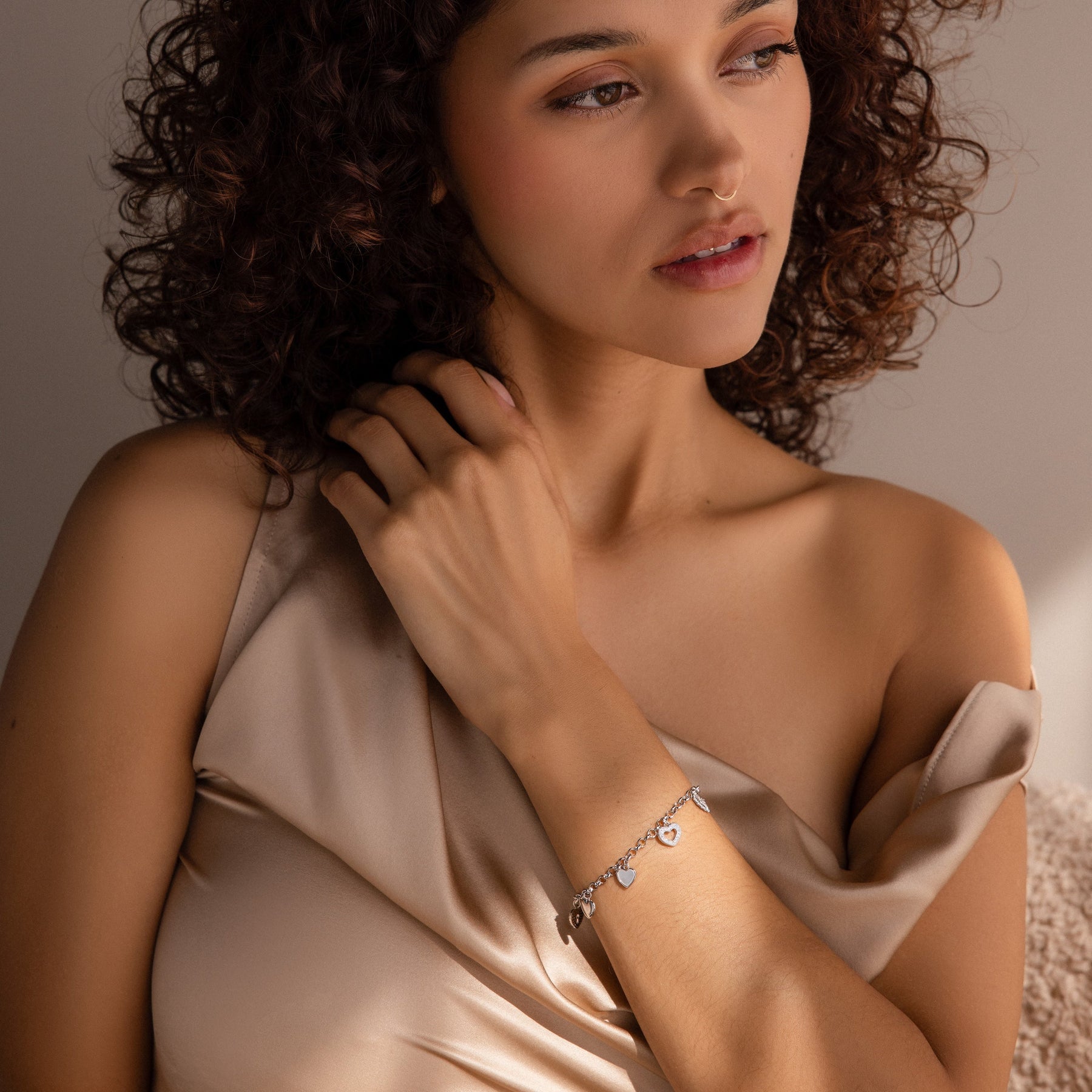 Pulseira com pingente de coração