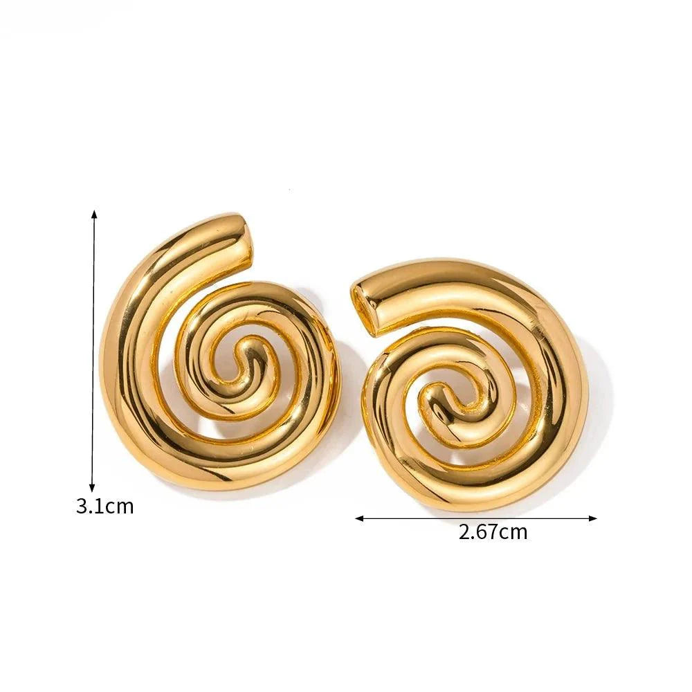 Brincos de pino em espiral ousados
