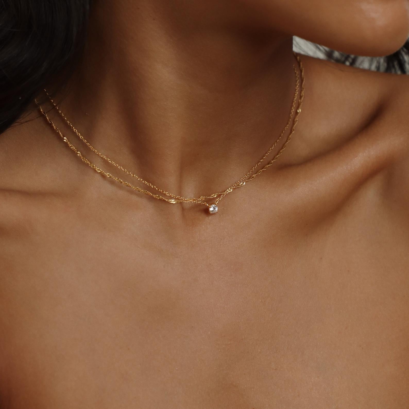 Colar de diamante delicado