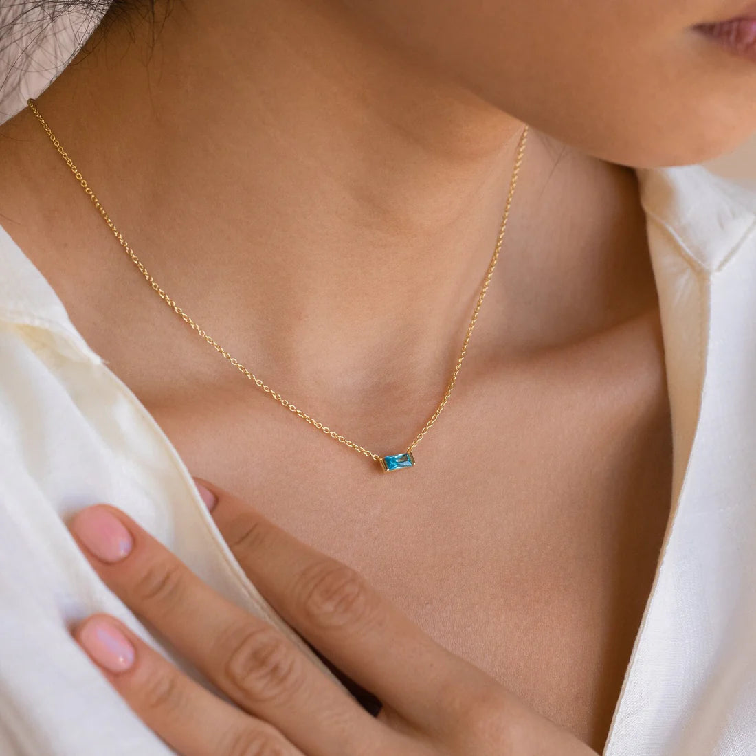 Colar Emery Birthstone