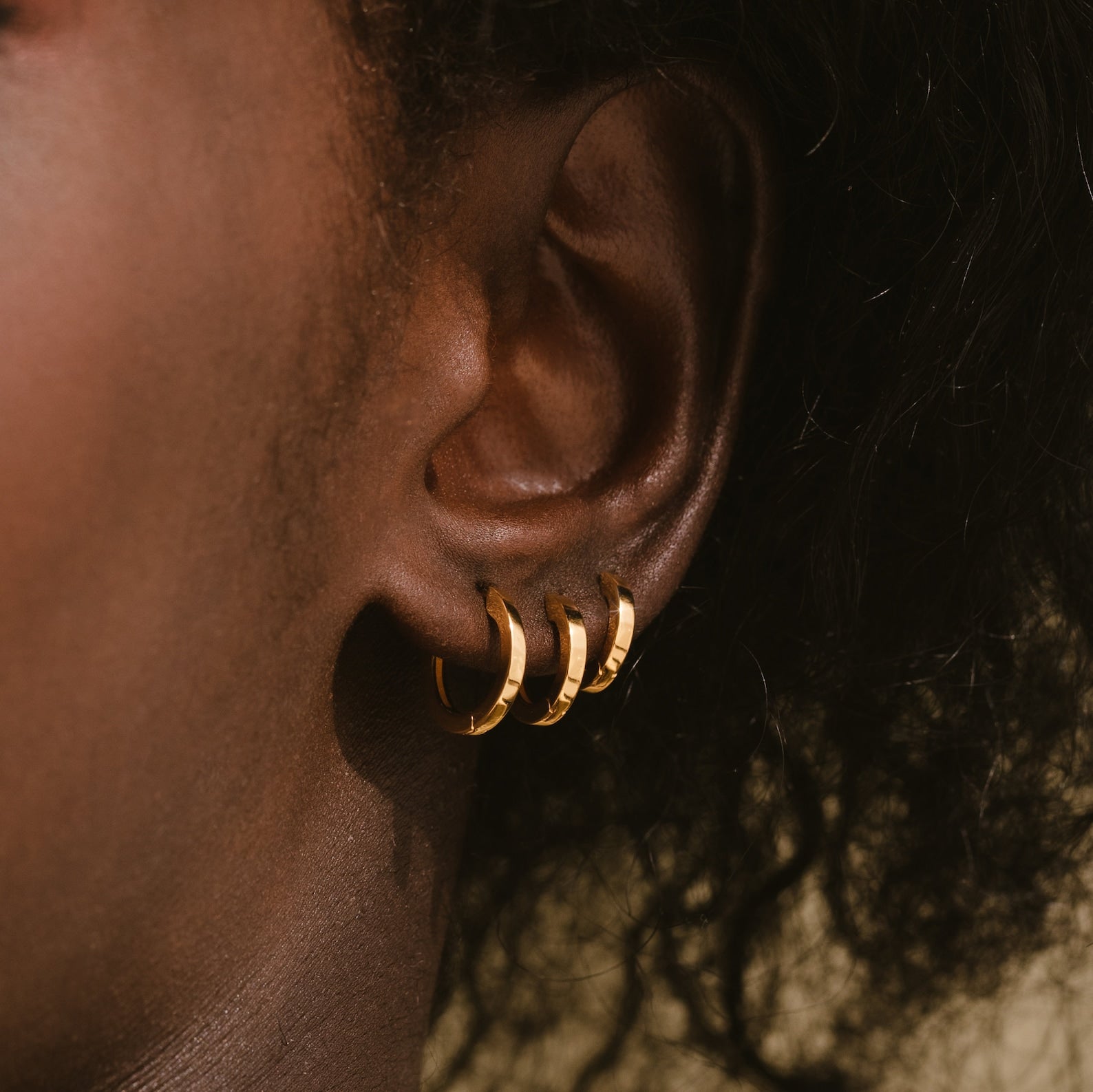 Conjunto de brincos de argola