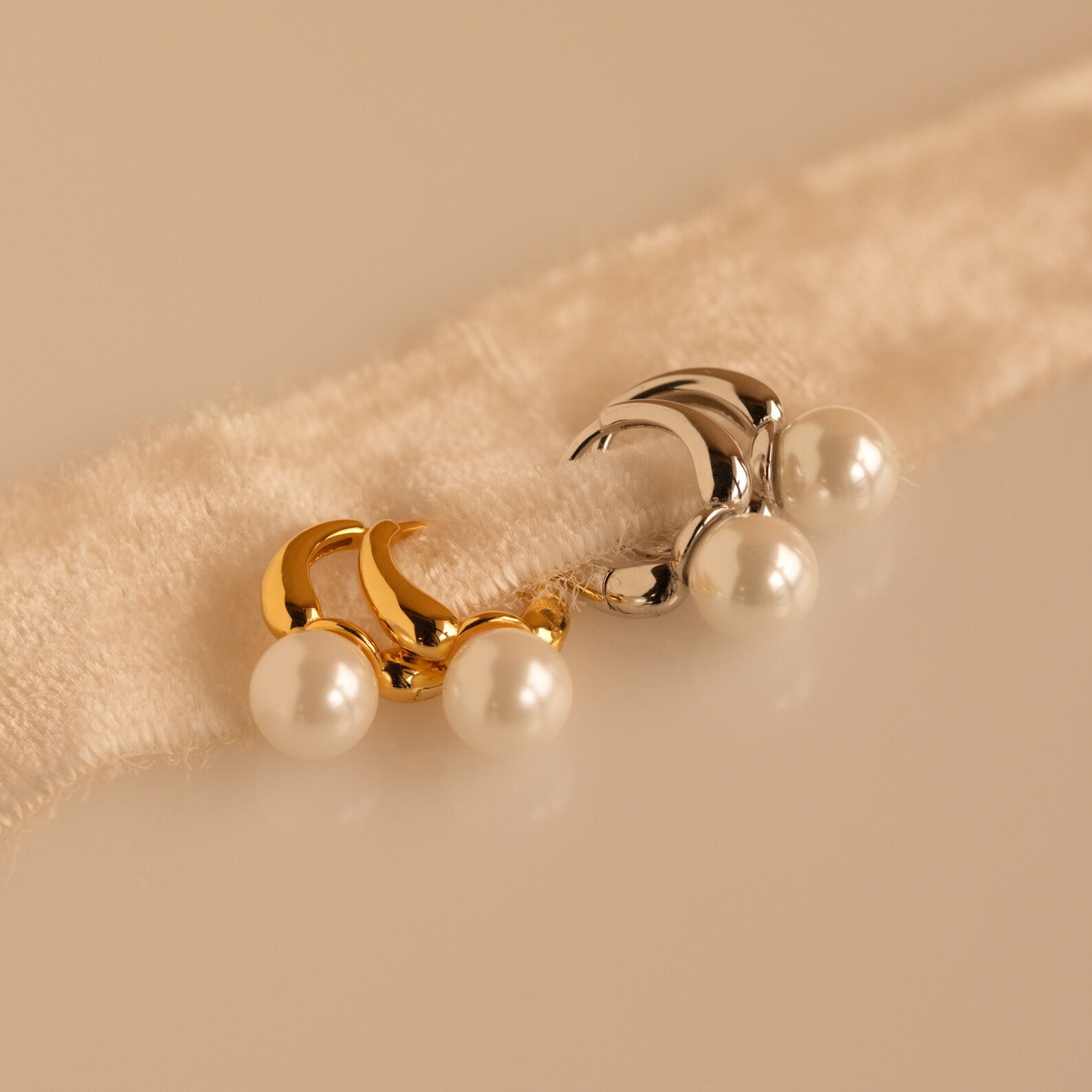 Brincos com gota de pérola
