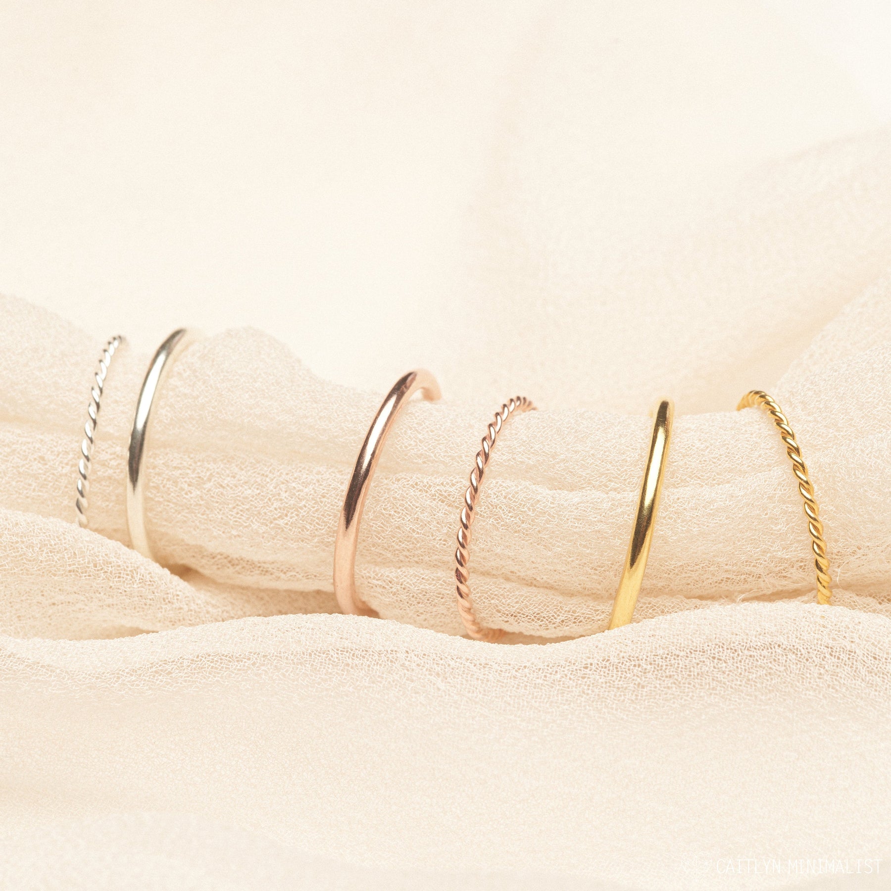 Conjunto de anéis empilháveis minimalistas