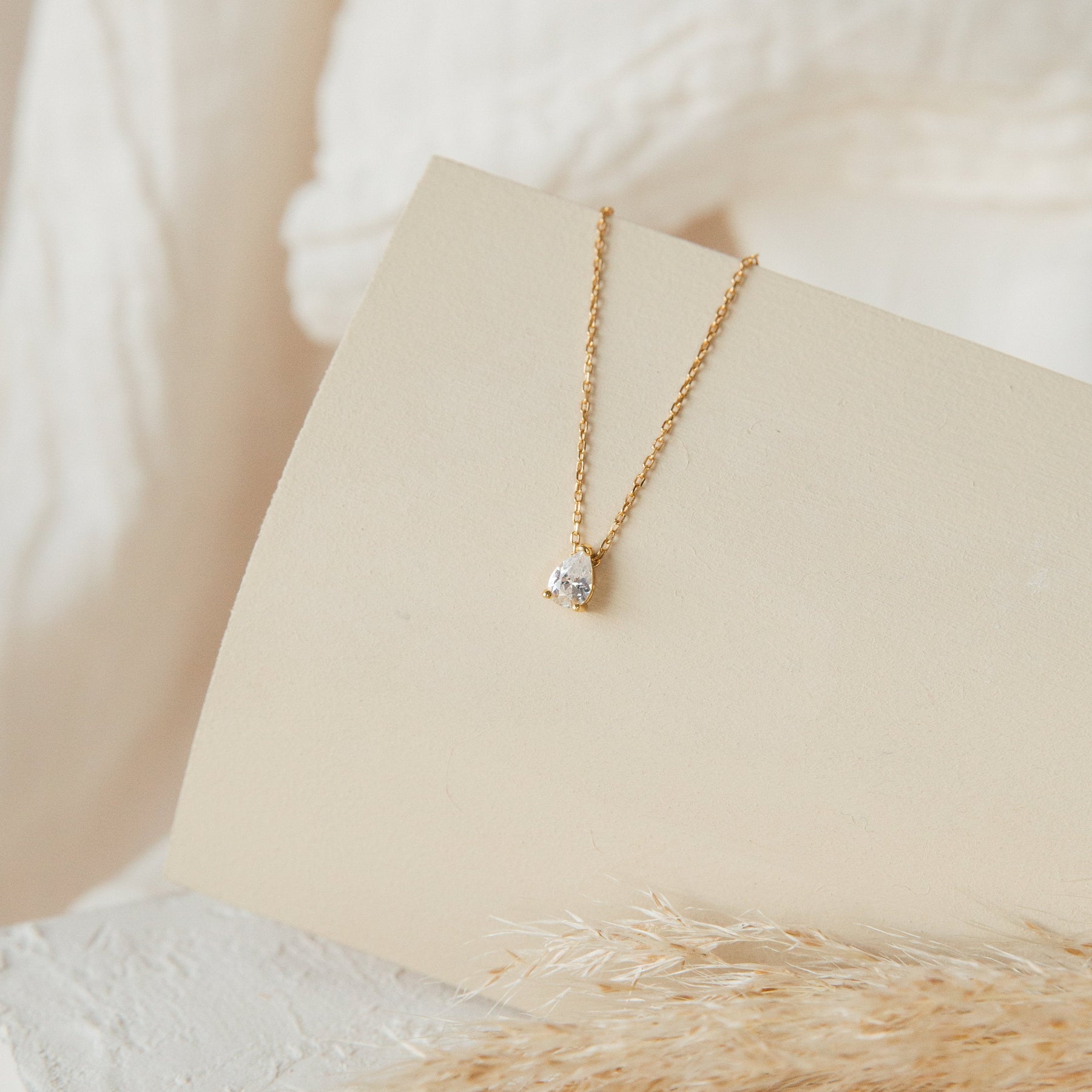 Colar de diamantes Rae