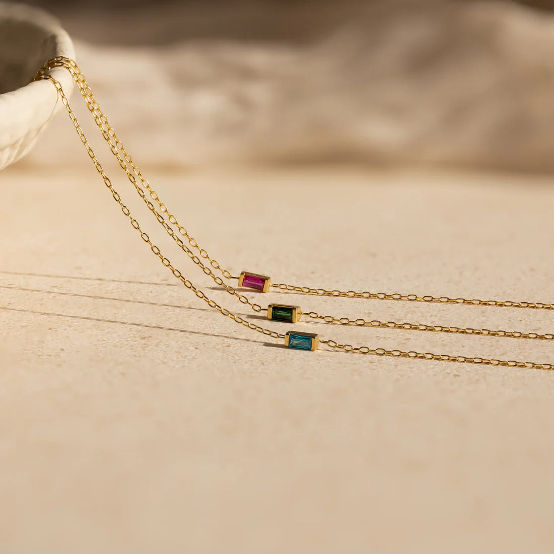 Pulseira de pedra de nascimento em baguete