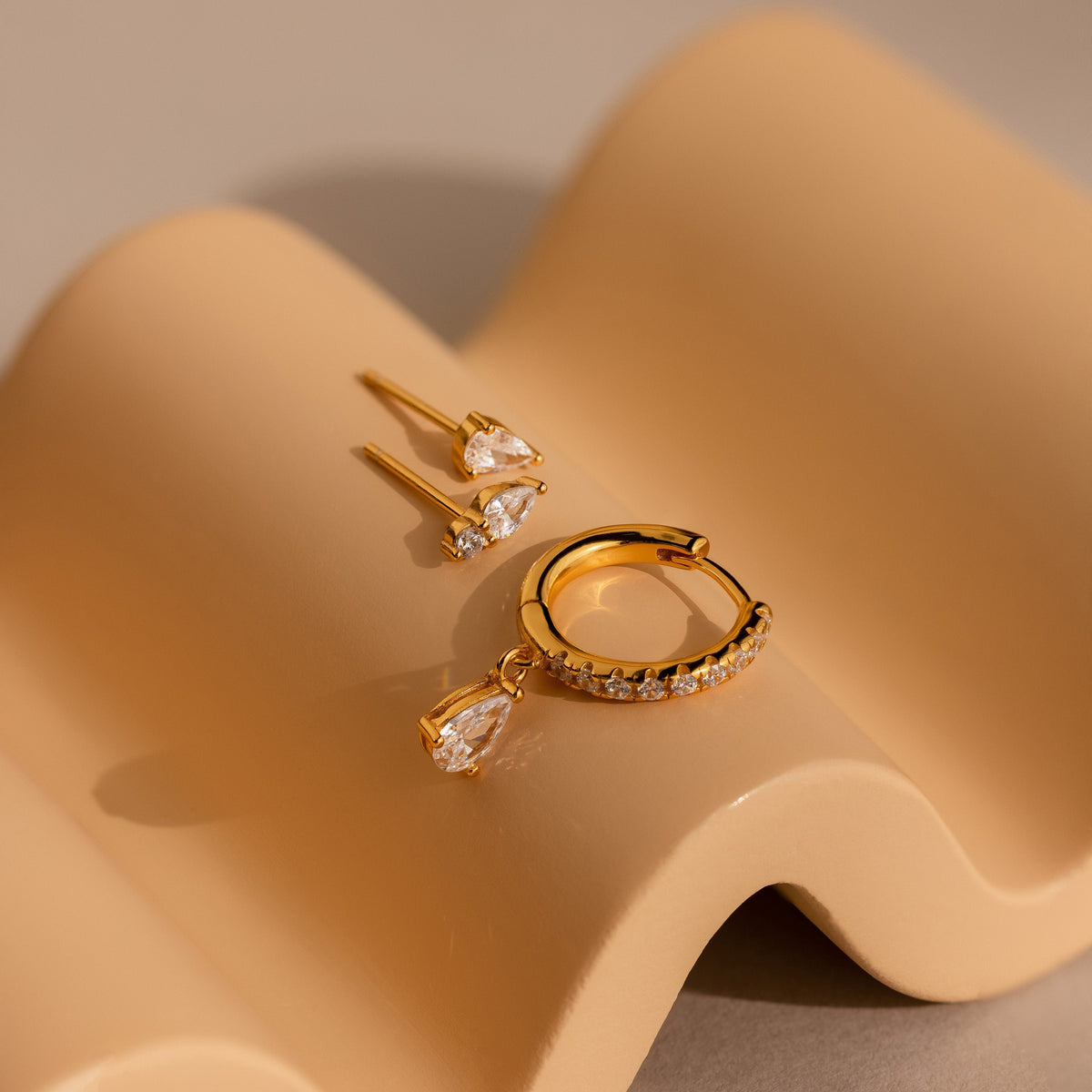 Conjunto de brincos de diamante