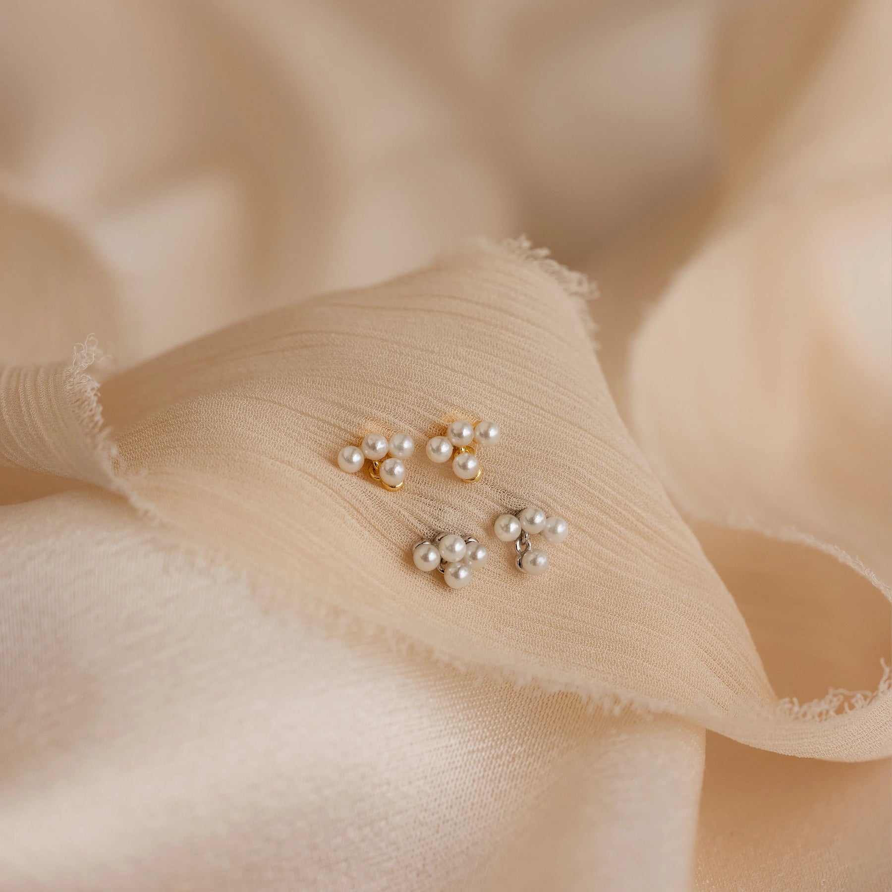 Brincos pendentes Pearl Cluster