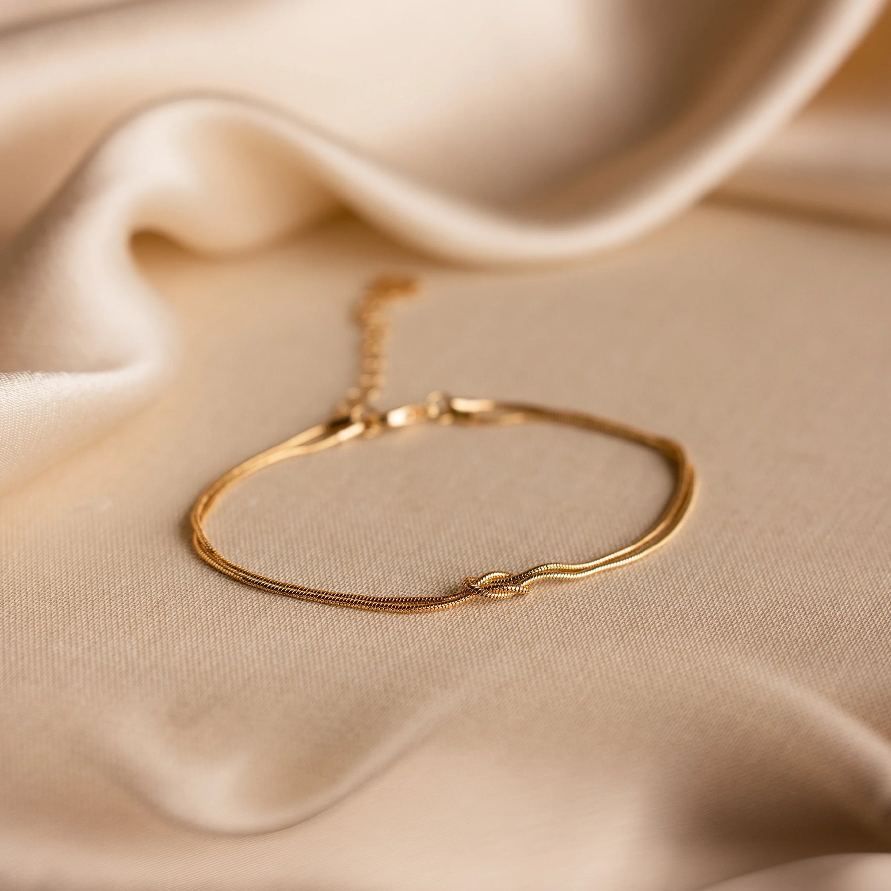Pulseira Love com Nó