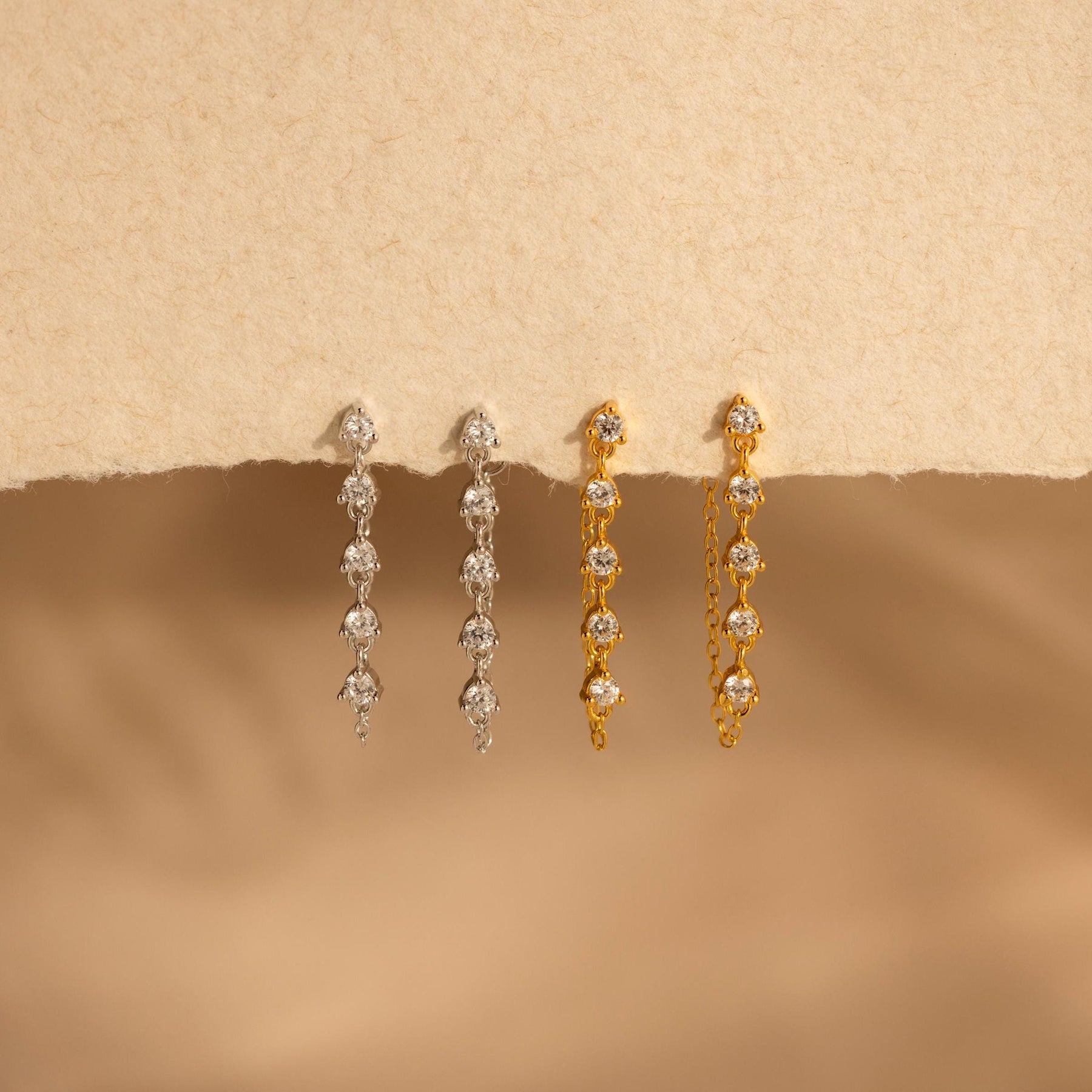 Brincos de corrente de diamante