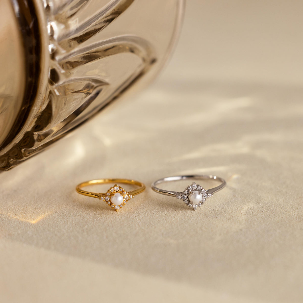 Anel Vintage Pave Pearl em Ouro 18K