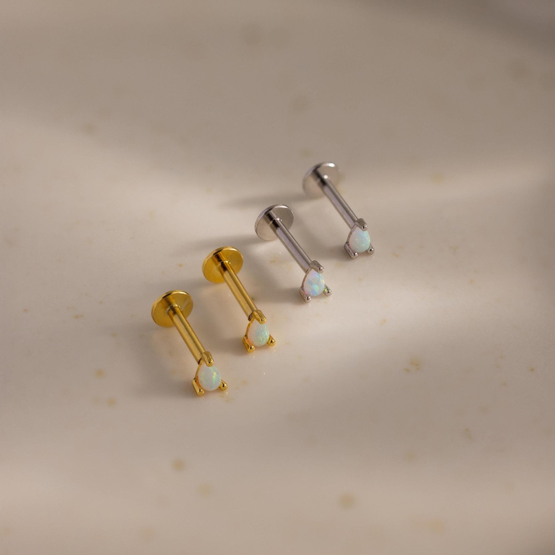Brincos de Pressão com Pingente de Gota de Opala