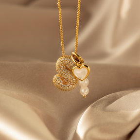 Colar de letras Pave Puff