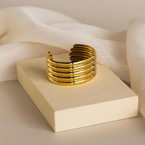 Pulseira de punho canelado