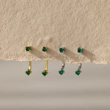 Brincos com pedras de nascimento