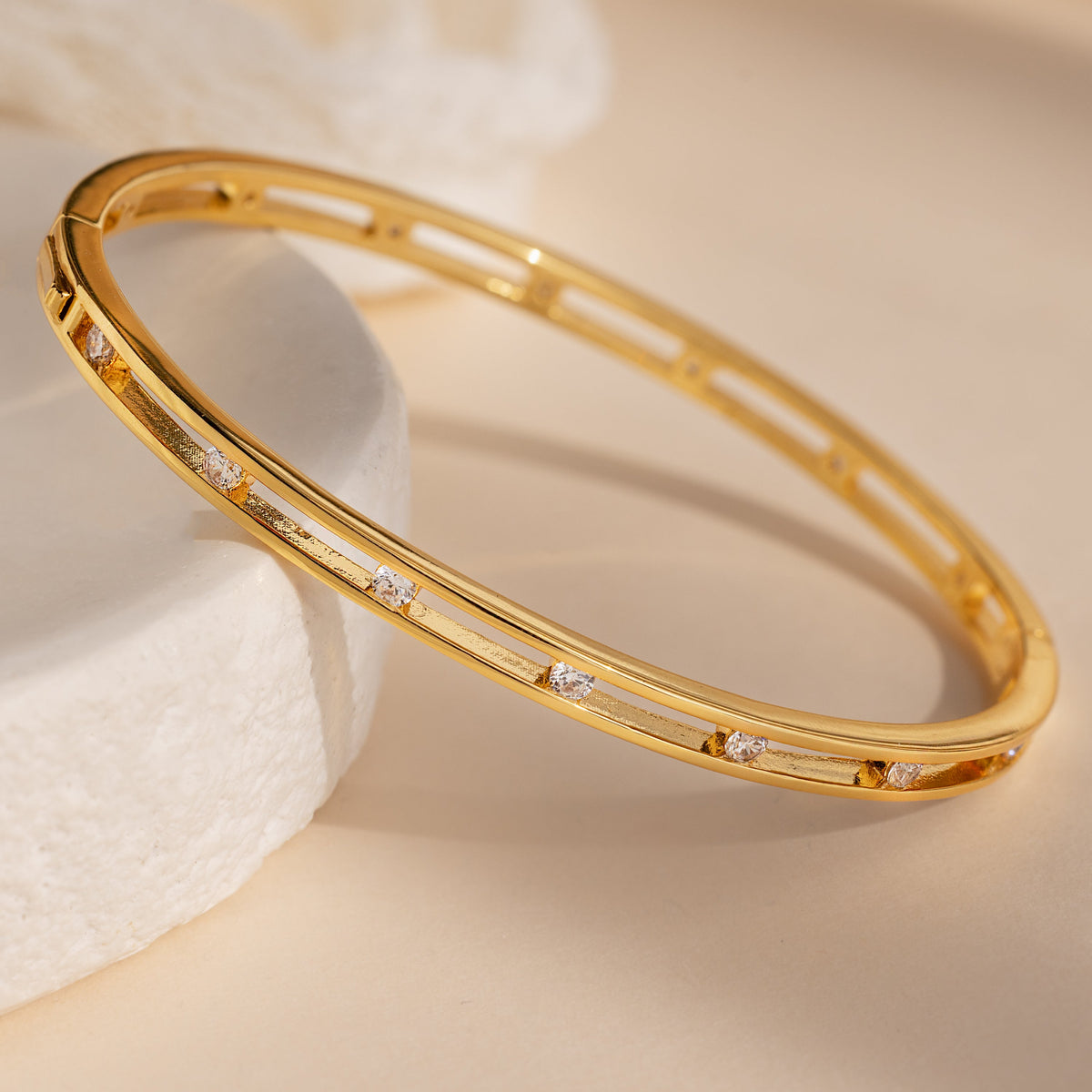 Pulseira de diamante de renda