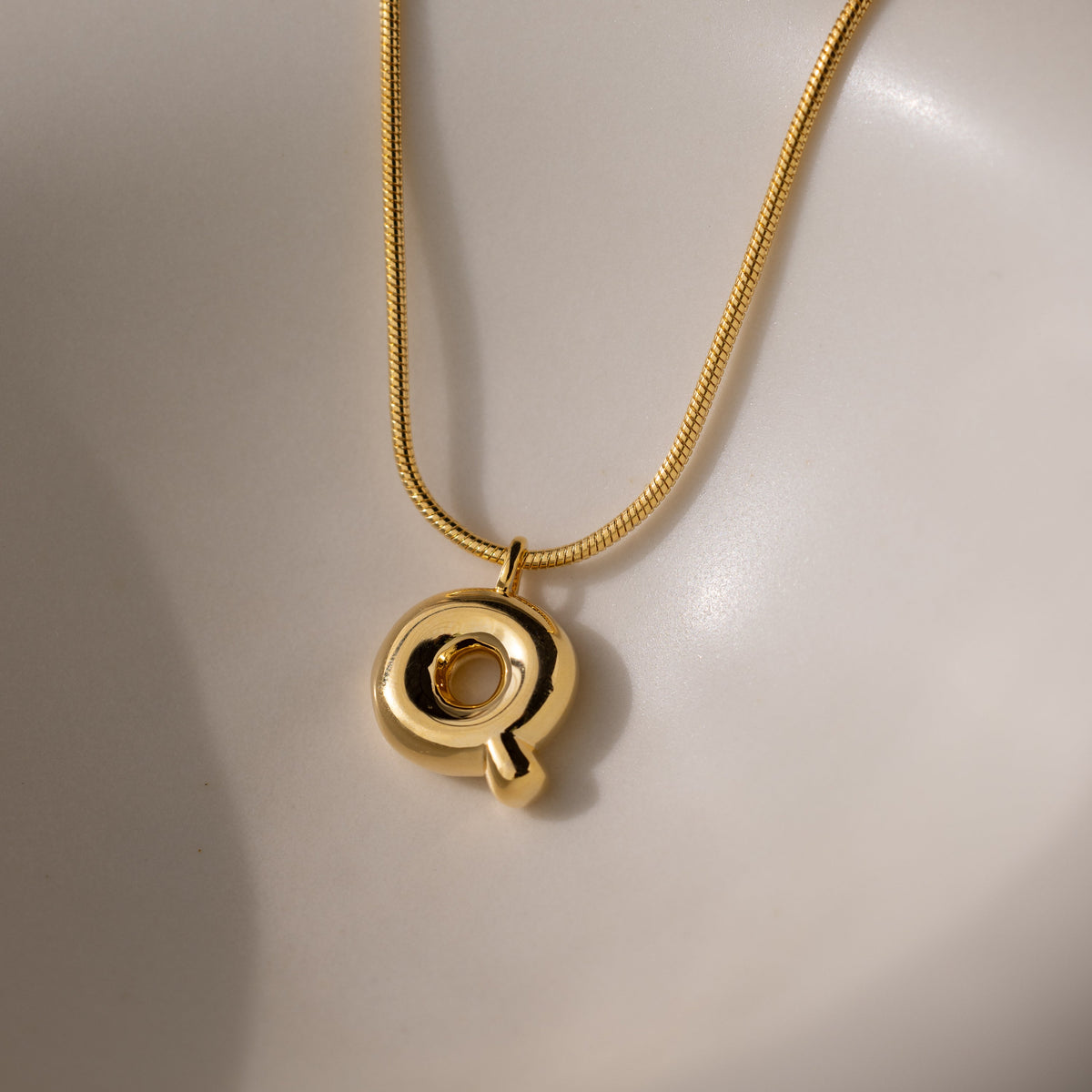Bubble Letter Necklace in 18K Gold