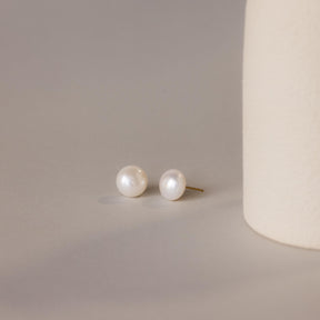 Brincos de pérolas ousados