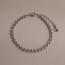 Pulseira de coração com elos minúsculos