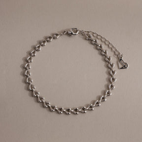 Pulseira de coração com elos minúsculos
