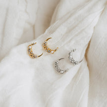 Brincos de Diamante e Pérola Moon