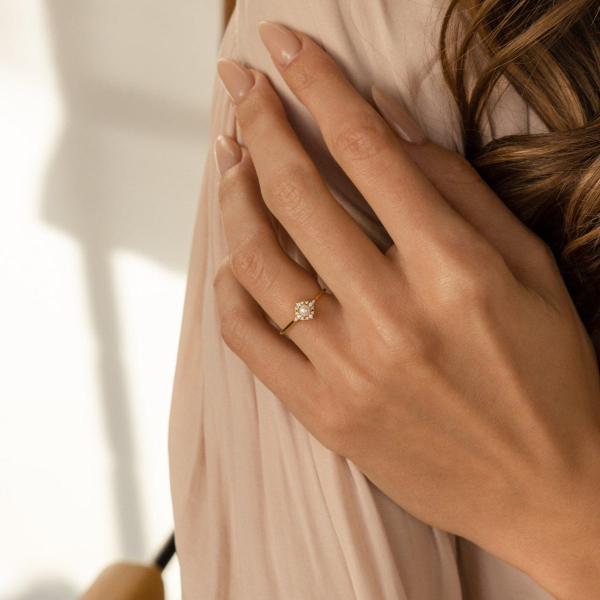 Anel Vintage Pave Pearl em Ouro 18K