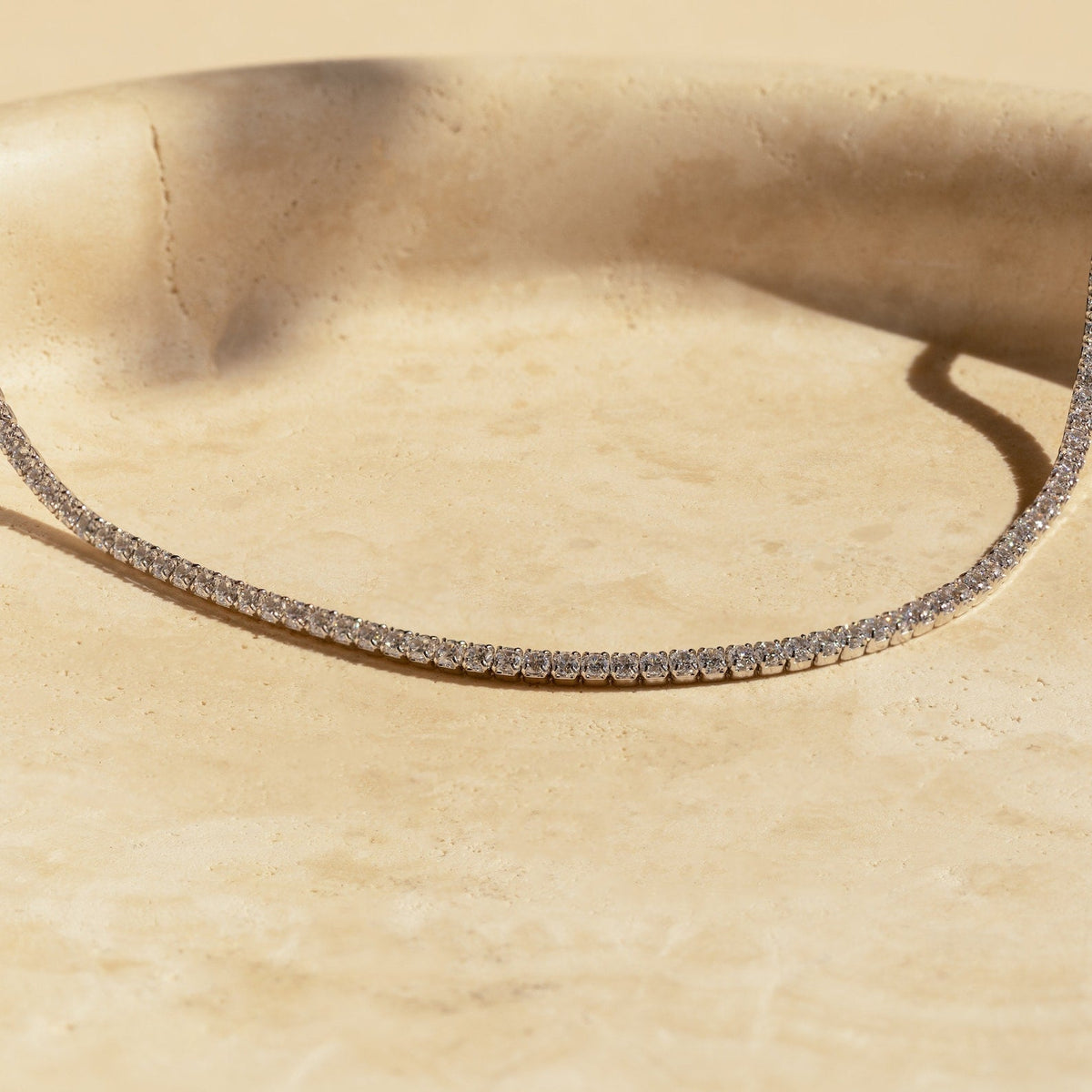 Colar Gargantilha com Diamantes