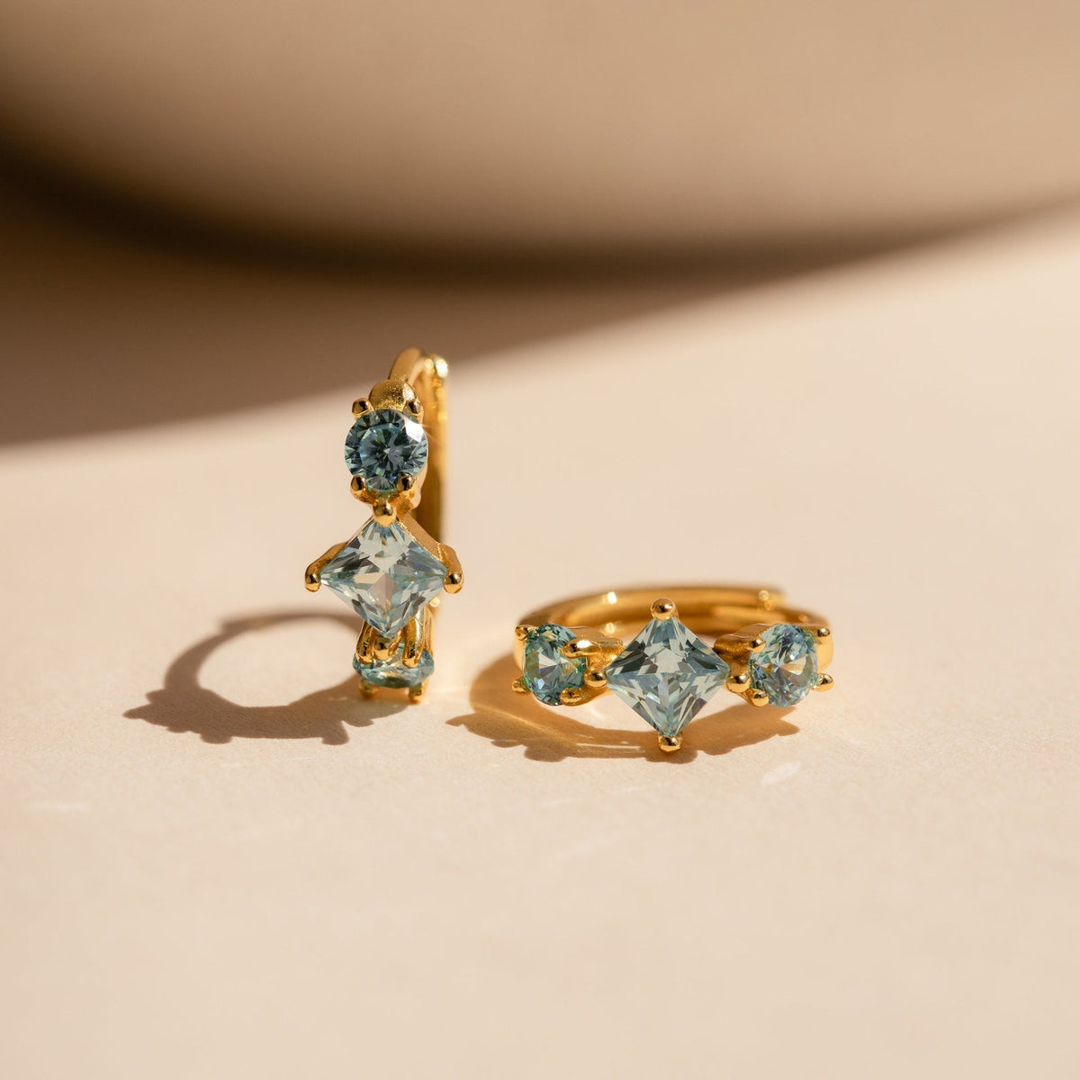 Brincos com Diamantes Água-Marinha