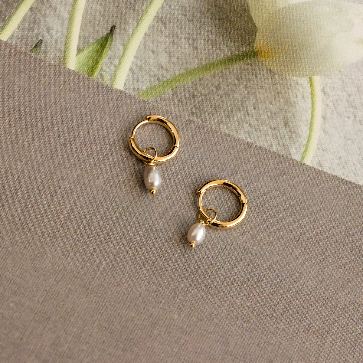 Brincos Smokey Pearl Drop