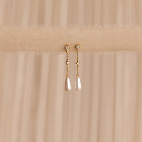Brincos de corrente de pérolas e diamantes
