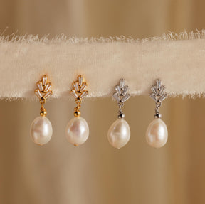 Brincos de pérola e diamante