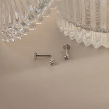 Brincos Pequenos com Aro de Diamante