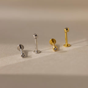 Brincos Pequenos com Aro de Diamante