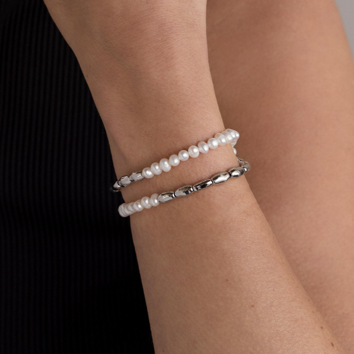 Pulseira de pérolas com contas duplas