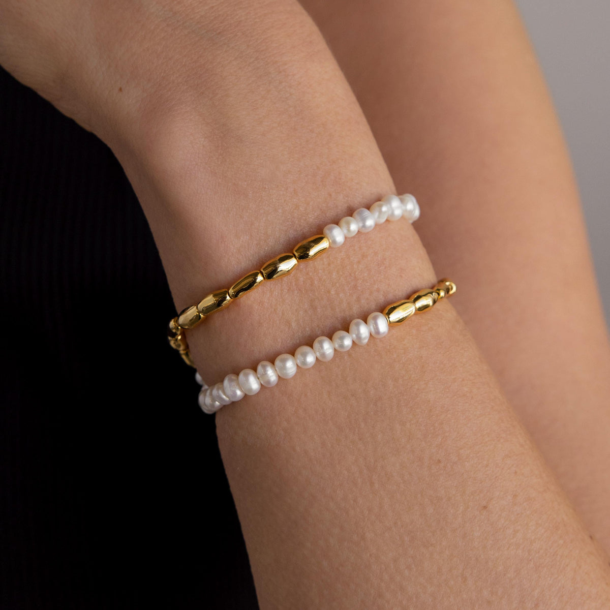Pulseira de pérolas com contas duplas
