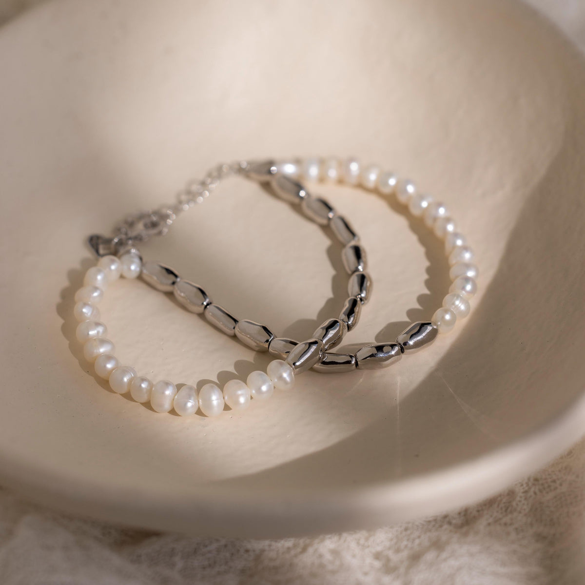 Pulseira de pérolas com contas duplas
